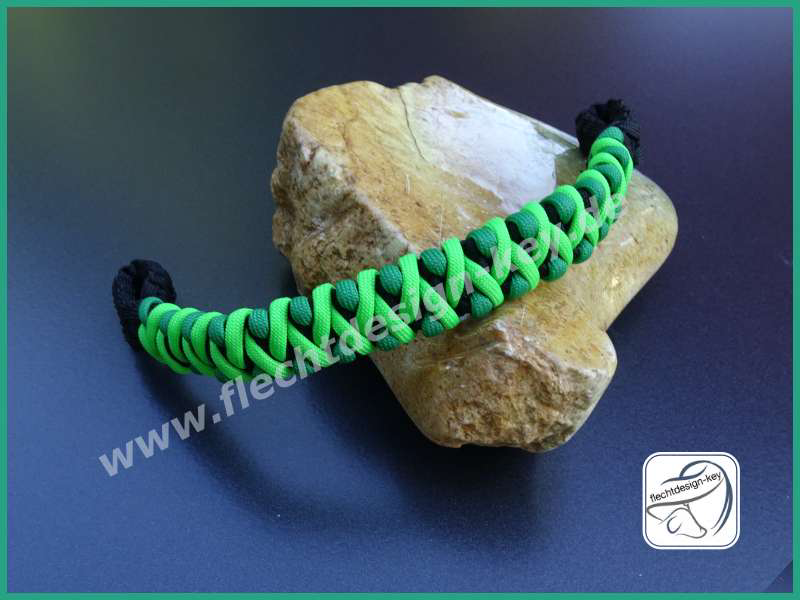 Earloop aus Paracord geflochten