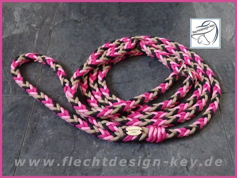 Moxonleine aus Paracord Herringbone geflochten