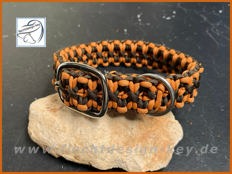 Flaches Halsband aus Paracord geflochten, mit Dornschnalle verstellbar