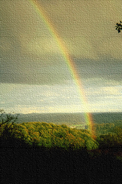 Regenbogen über der Rhön als Zeichen bedingungsloser Treue