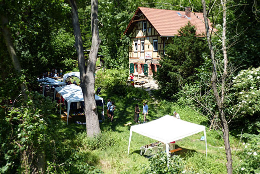 Aktionsstände zum Hüttenfest am NaturErlebnisHaus Leutratal - Foto: Daniel Werner