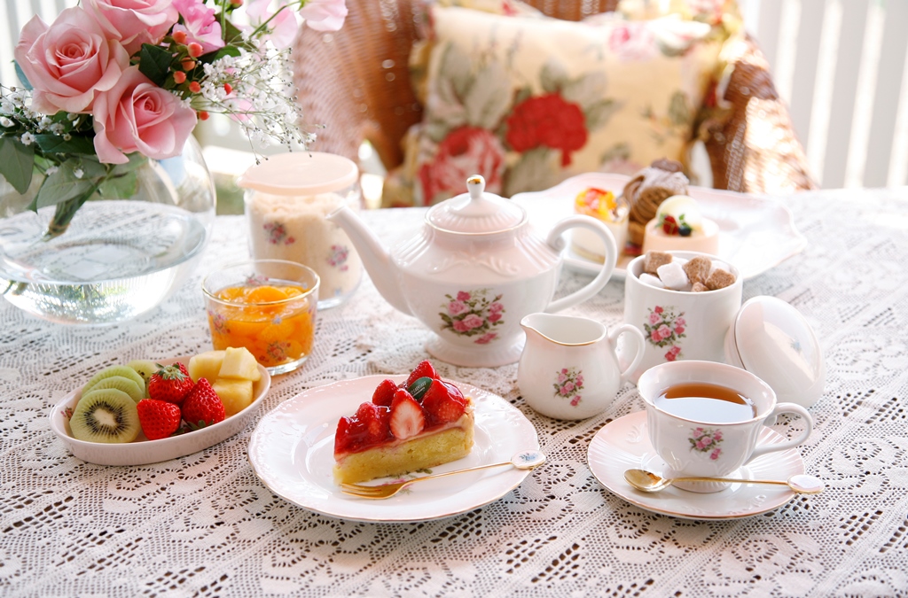 輸入雑貨 新型 『水晶薔薇のフロアランプ』 エレガント