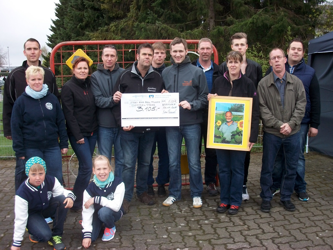 Spendenübergabe Trauerfall Alfred Bannach Team DoppelPASS e. V.