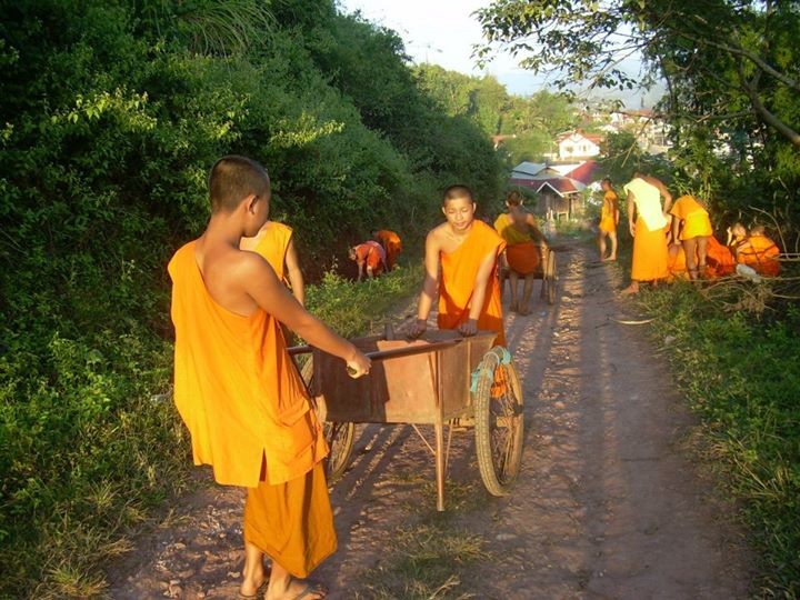 Moines - Laos 2008
