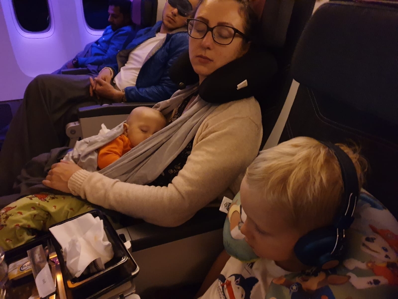 Schlafen auf dem Flug von Berlin nach Doha