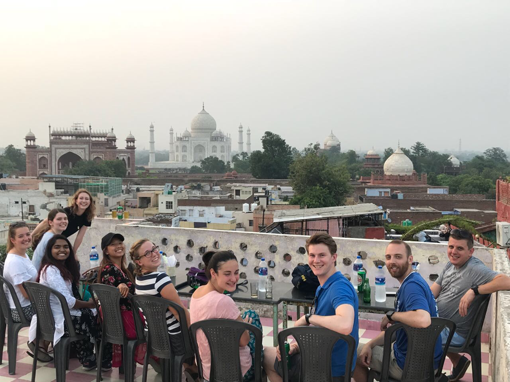 Der erste Blick auf den Taj Mahal!