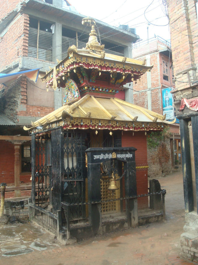 Joli petit temple hindouiste.