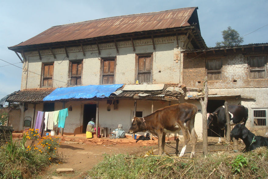 Villages sur le chemin de Namobouddha