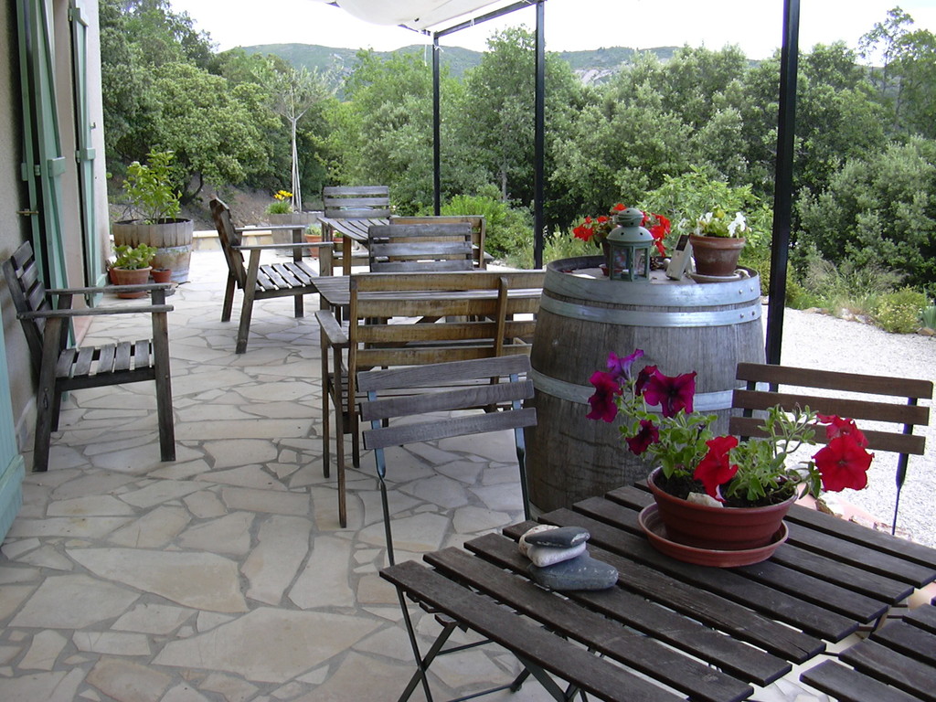 Chambres d'hôtes Le Cadran Solaire terrasse où sont servis les petits déjeuners