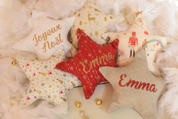 Etoile de Noël personnalisée avec prénom- Etoile en tissu à suspendre - Décoration Noël Fait-main à Toulouse