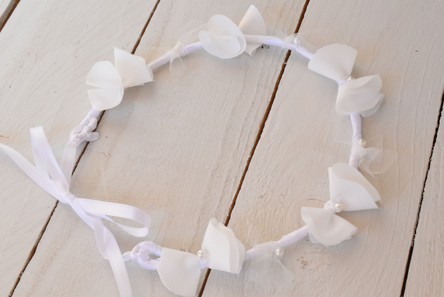 Couronne de fleurs pour communion, style bohème et naturel
