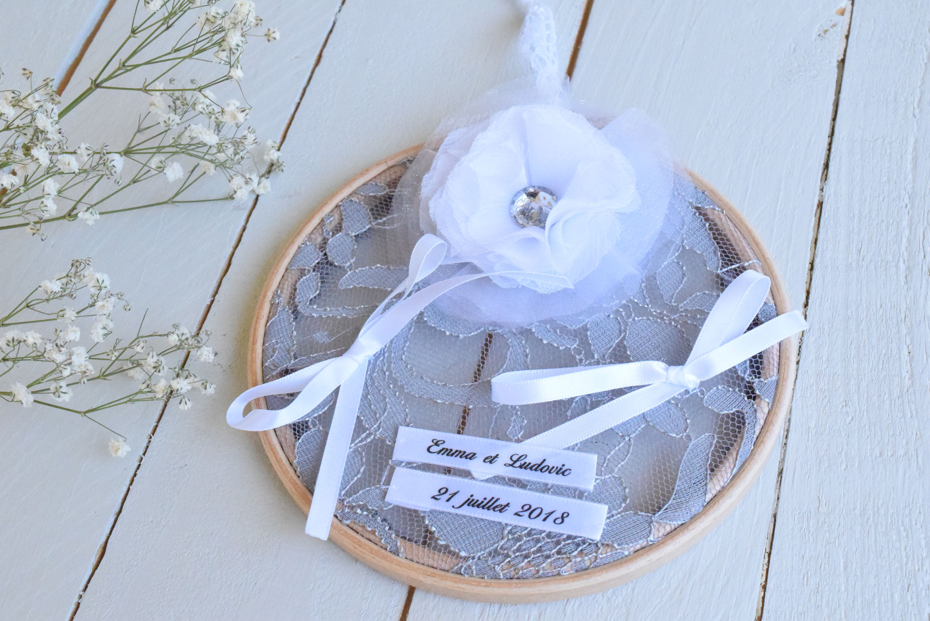 Porte alliance personnalisé mariage tambour dentelle bohème