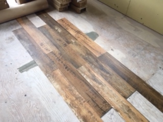 新築現場 床の色 ｉｒｅｃ 盛岡のリノベなら