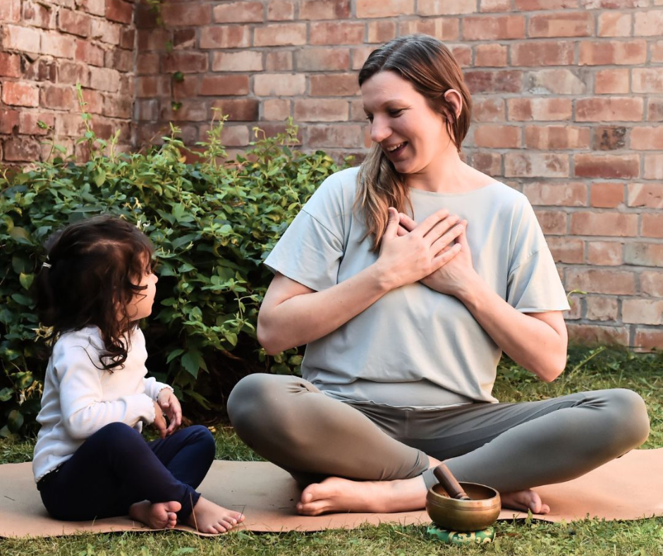 #277 Ganzheitliche Kindergesundheit – Ayurveda trifft Kinderheilkunde mit Dr. Amelie Ganesh