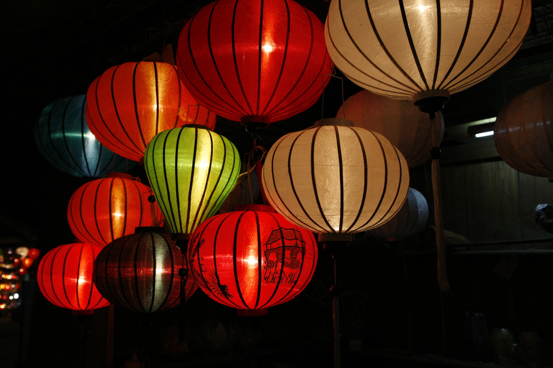 Lampionnen op de markt in Hoi An, Vietnam.