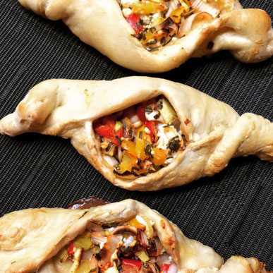 Vegetarische Germteigschiffchen