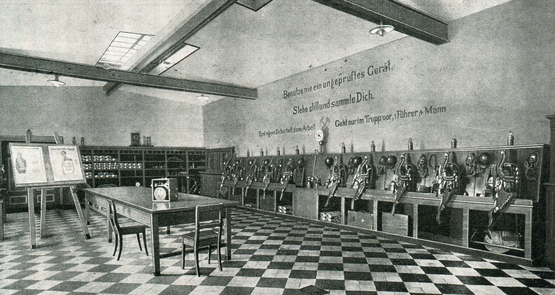 Hauptrettungsstelle Grube Maria in Mariadorf/ Aachen  1928