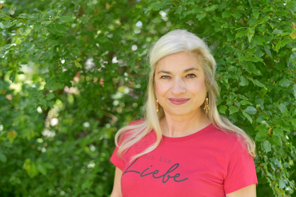Sabine Anna Koenig - Lebensberatung Kartenlegen Energiearbeit Familienstellen