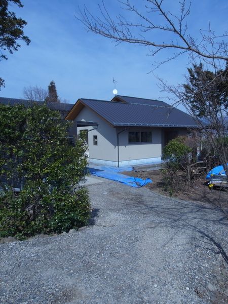 松本市　島立の家Ⅱ　足場撤去　長野県松本市の建築設計事務所　建築家　丸山和男　現場監理　住宅