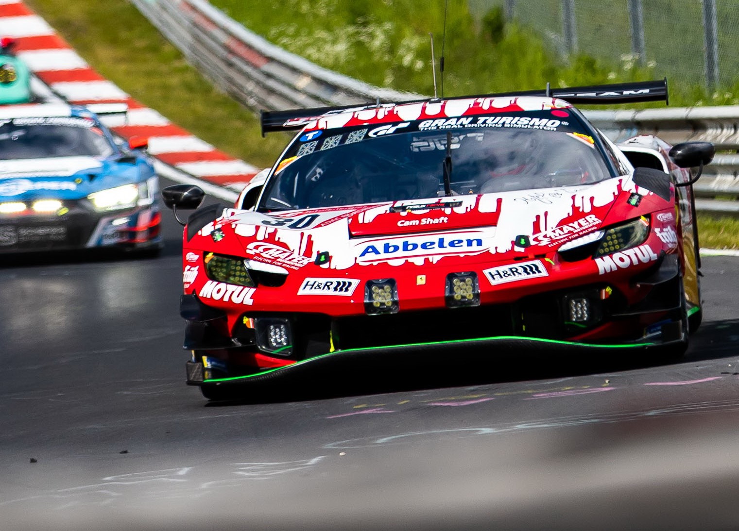 24 ORE NÜRBURGRING: FERRARI E FRIKADELLI RACING VINCONO ALL’INFERNO VERDE