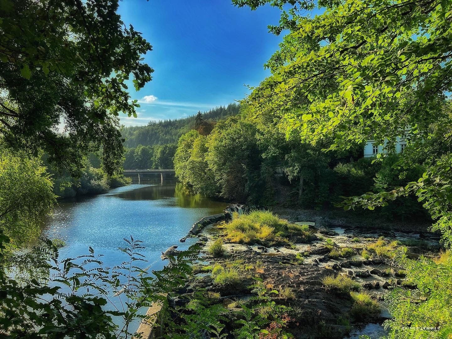 W5 „Wasserfall, Burgen, Lost-Place und (k)ein Skelett“