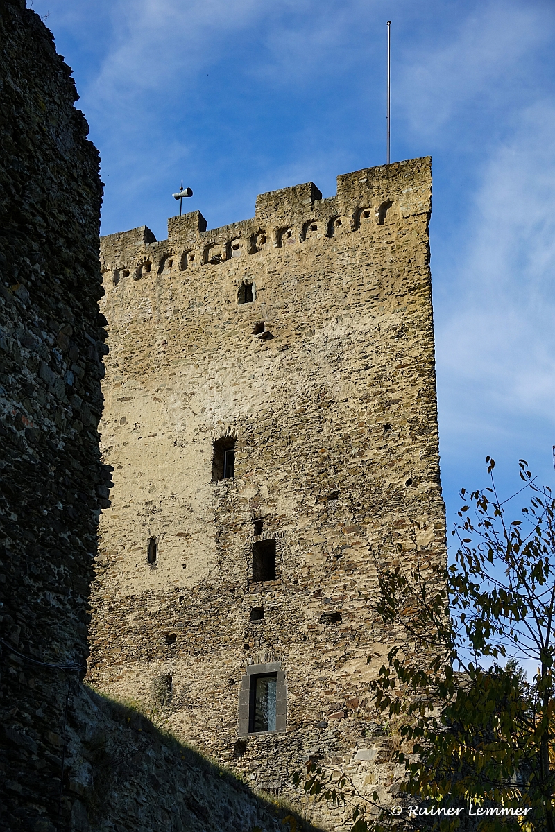 Bergfried Burg Grenzau