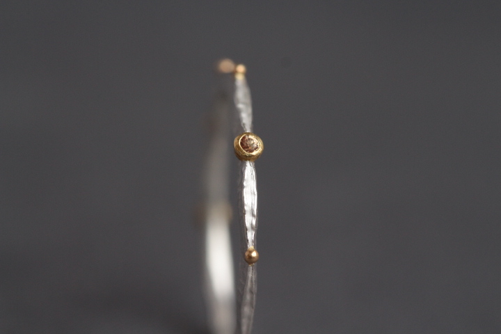 champagnerfarbener Safir, 900er Waschgold, 935er Silber