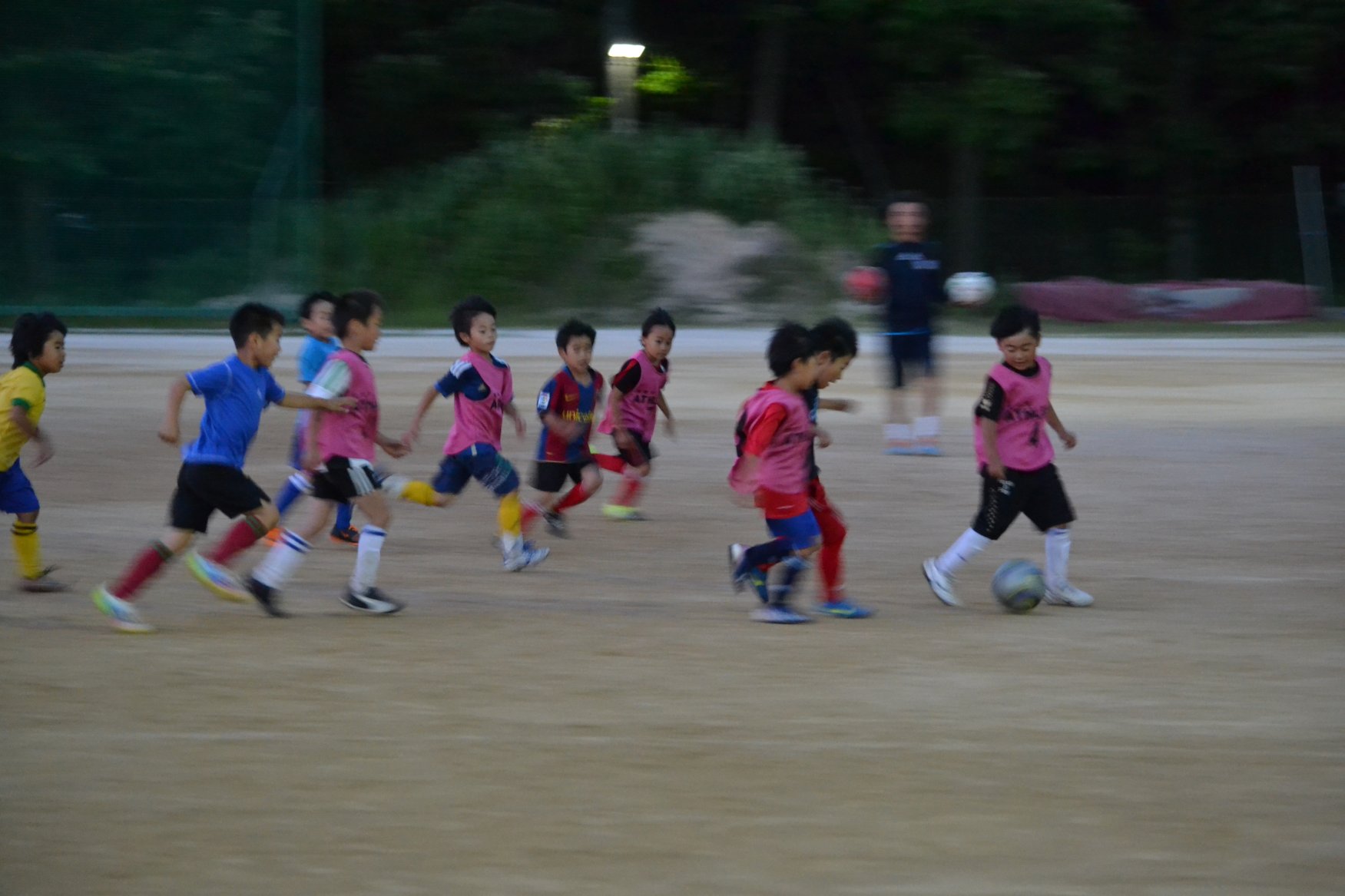 「アストーレ・キッズ☆サッカー」  　小学1年生 ～ 小学4年生