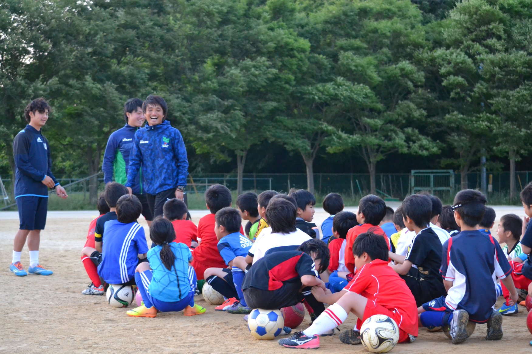 「アストーレ・キッズ☆サッカー」  　小学1年生 ～ 小学4年生