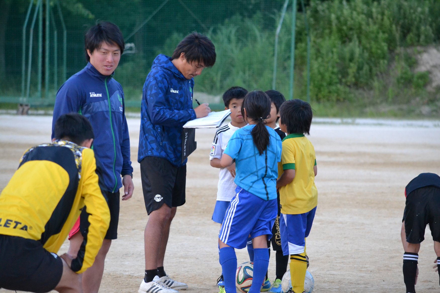 「アストーレ・キッズ☆サッカー」  　小学1年生 ～ 小学4年生