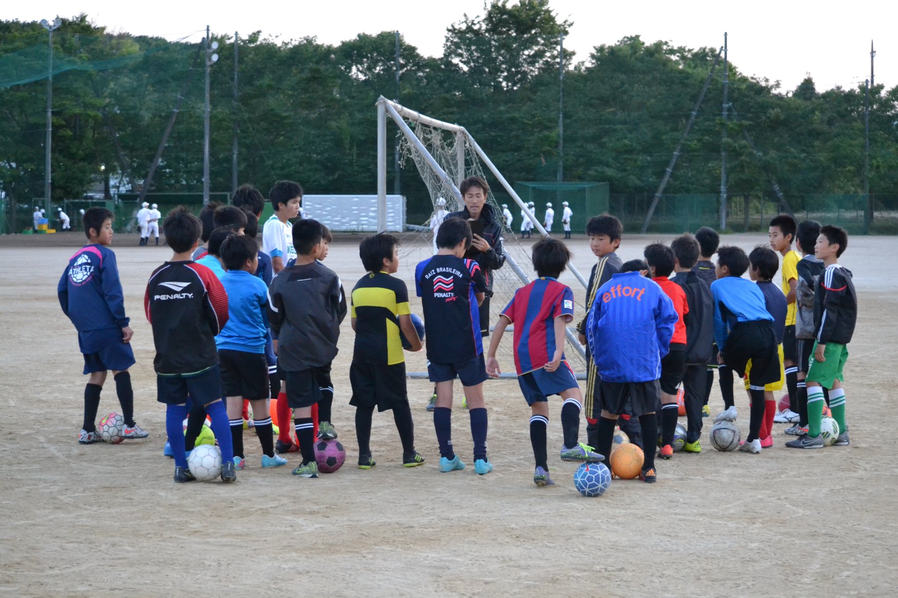 「GK ＆ストライカー練習会」   小学5年生 ～ 中学3年生