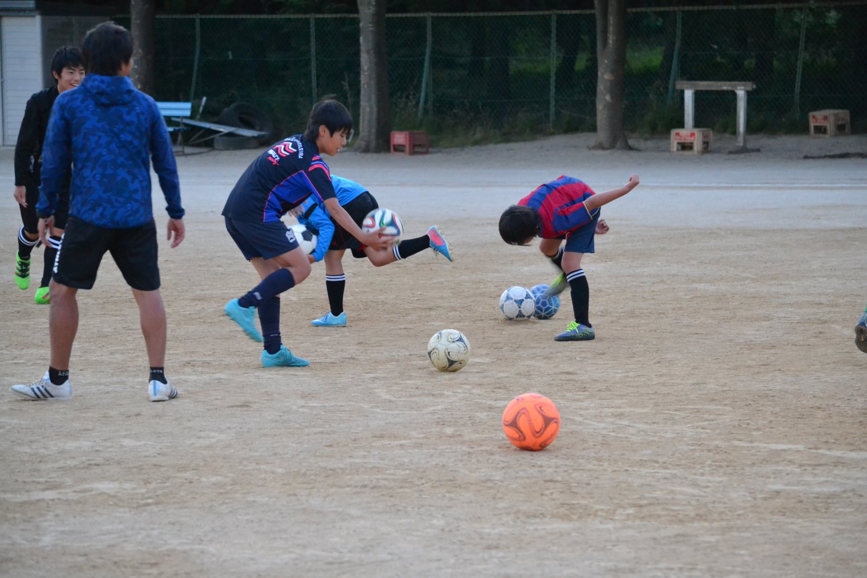 「GK ＆ストライカー練習会」   小学5年生 ～ 中学3年生