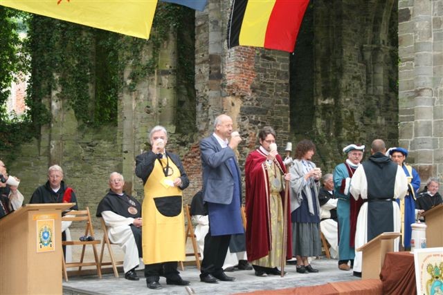 21 juin - chapitre des Hostieux Moines de Villers-la-Ville