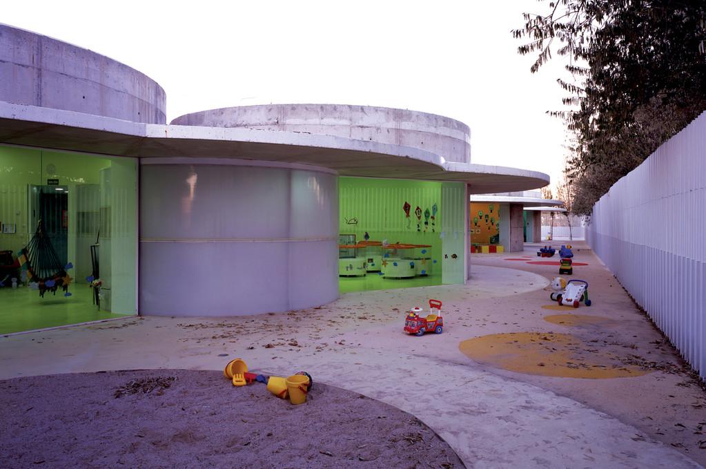 Crèche municipale Picado-de Blas Arquitectos © Hisao Suzuki