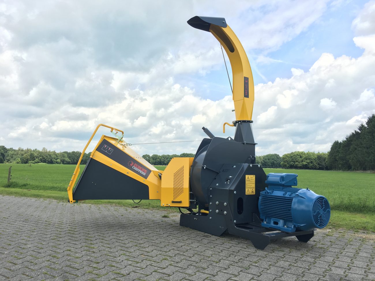 Europe Chippers DC285 www.hanussgartenservice Baumstubbenfräse, Holzzerkleinerer, Häcksler