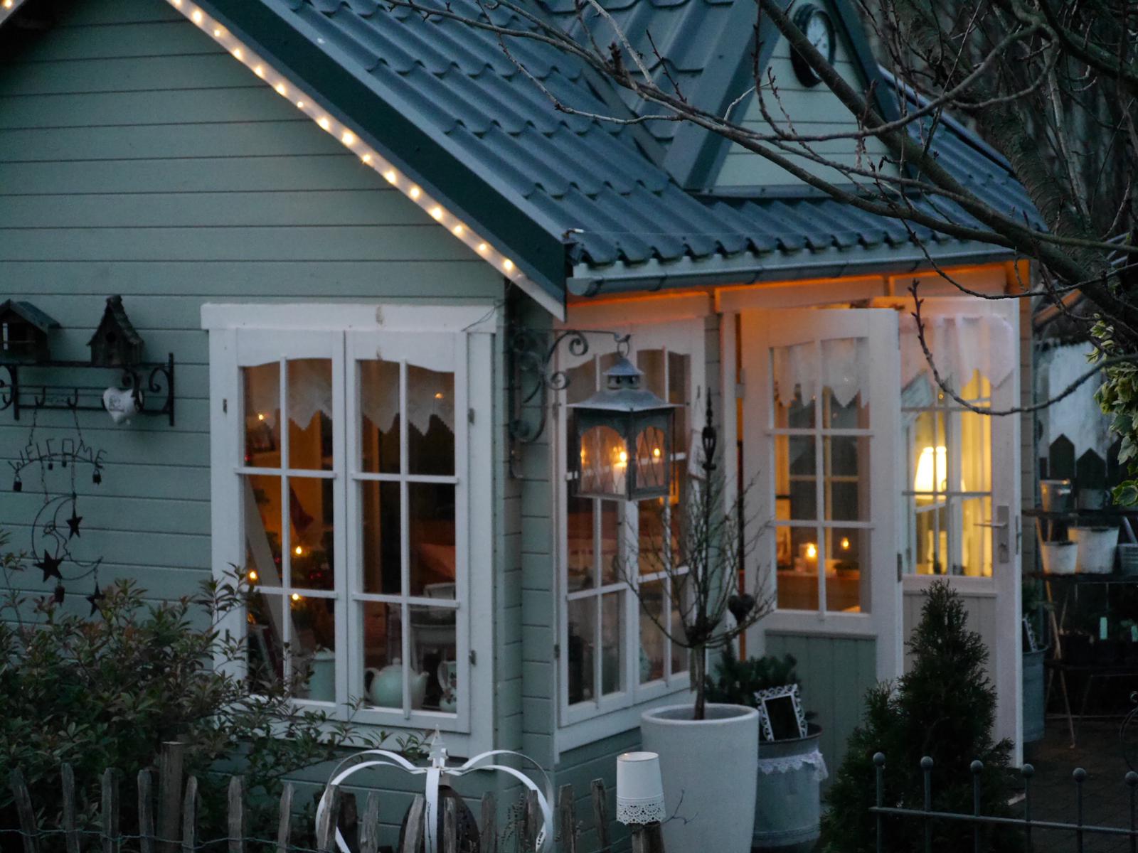 Bilder vom Weihnachtsmarkt in unserem Garten - papierundspitze.de