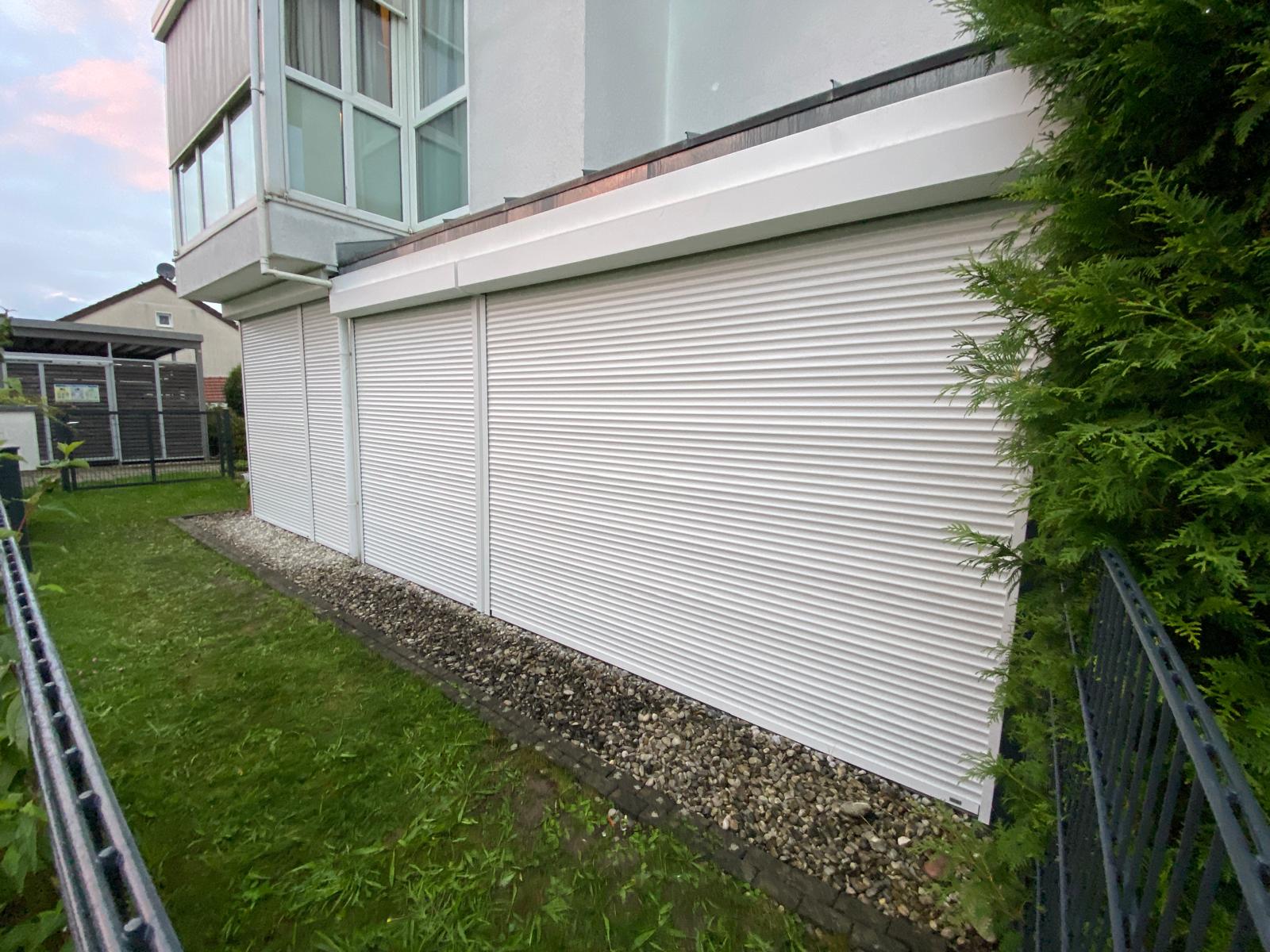 Roma Vorbauelement mit Aluminiumrollläden