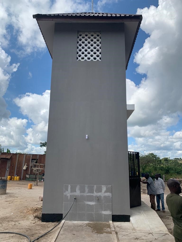 Baustelle der Kirche in Kisegese.