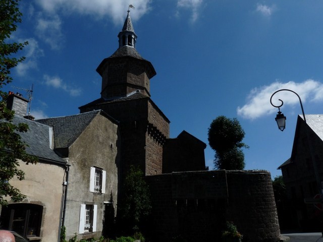 Eglise St André, Besse et St Anastaise (Puy-de-Dôme) 2 septembre 2014