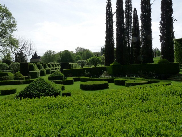 Les Jardins du Manoir d'Eyrignac,  Salignac-Eyvigues (Dordogne) 29 avril 2013