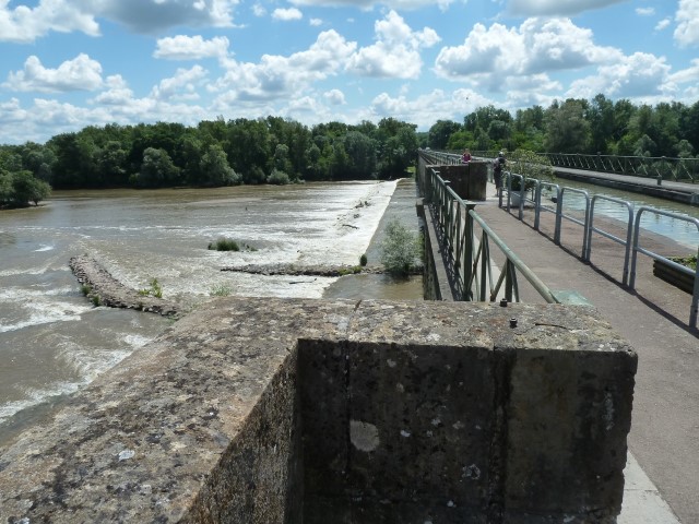 Pont canal du Guétin coté Cuffy (Cher) 5 juin 2017