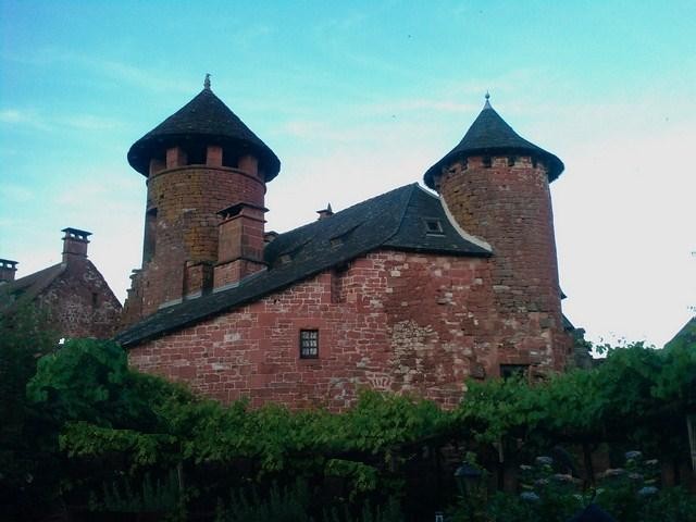 Le château du Friac ou de Beaurival, Collonge la Rouge (Corrèze) 18 juin 2008