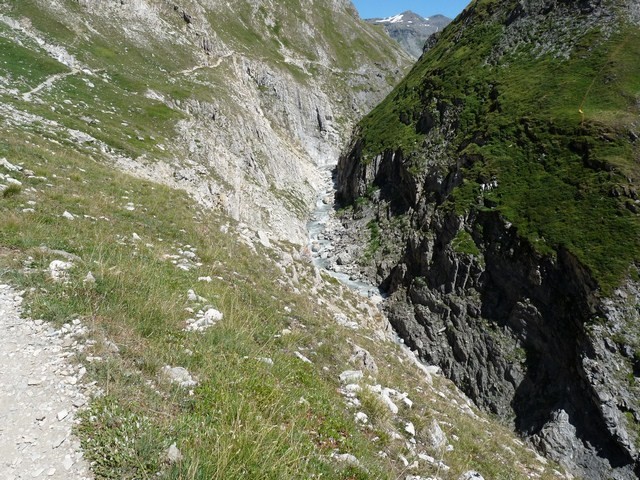 Vers les sources de l'Isère et le refuge de Prariond, Val d'Isère (Savoie) 12 août 2009