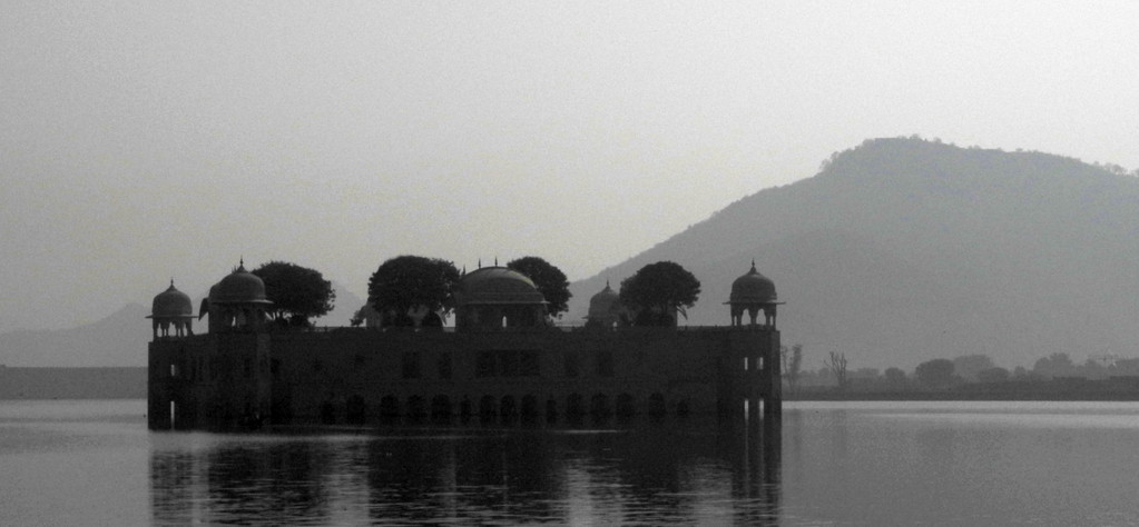 Jaipur - Jal Mahal- Wasserschloss aus dem 18. Jahrhundert
