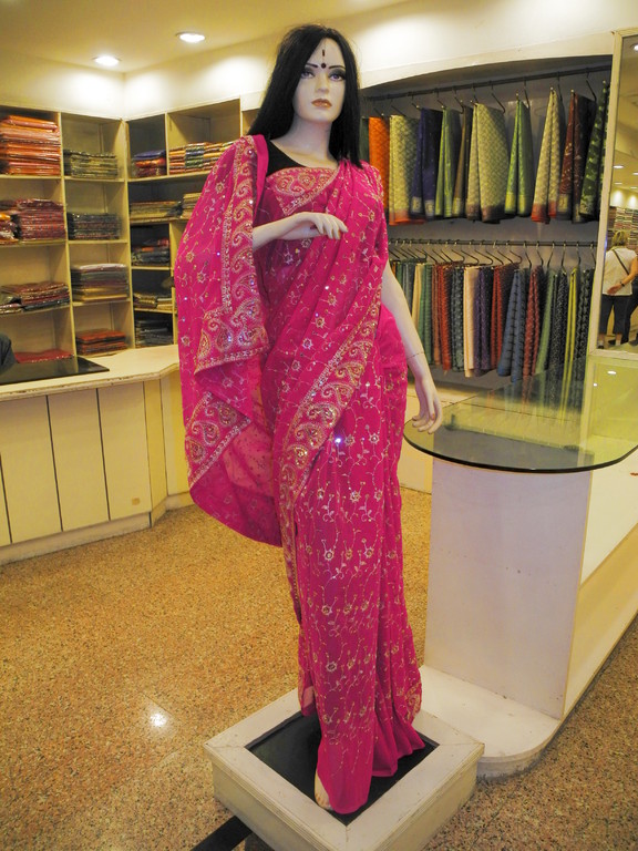 Jaipur - Textil+Teppich Manufacture - Saris