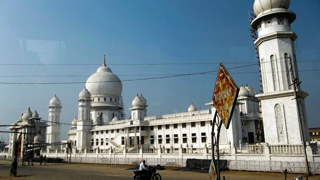 Mathura - Jai Gurudev Mandir Tempel