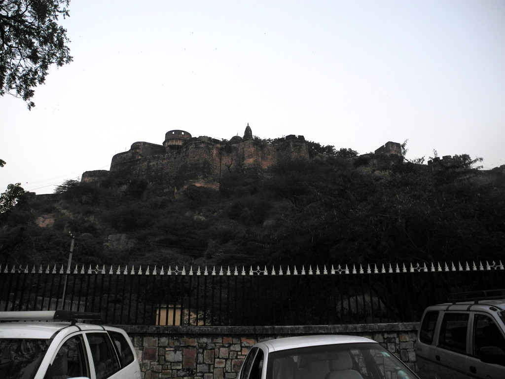 Jaipur - spätnachmittags - unterwegs zum Birla Tempel