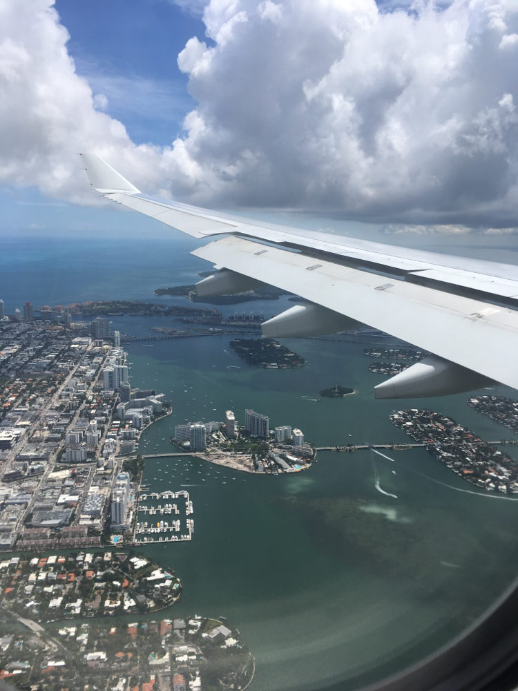 Blick aus dem Fenster über Miami