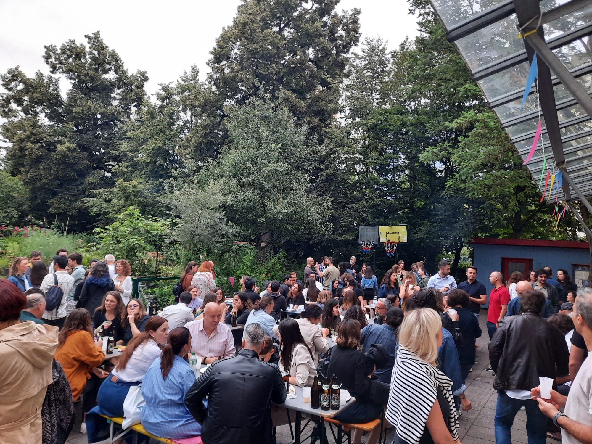 Ανακοίνωση της Μποέμ (πολιτιστική ομάδα Ελλήνων μεταναστών Μονάχου)
