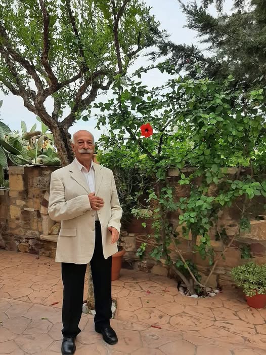 Συνάντηση εκπαιδευτικού Δ. Κομνηνού με πρώην μαθητές του